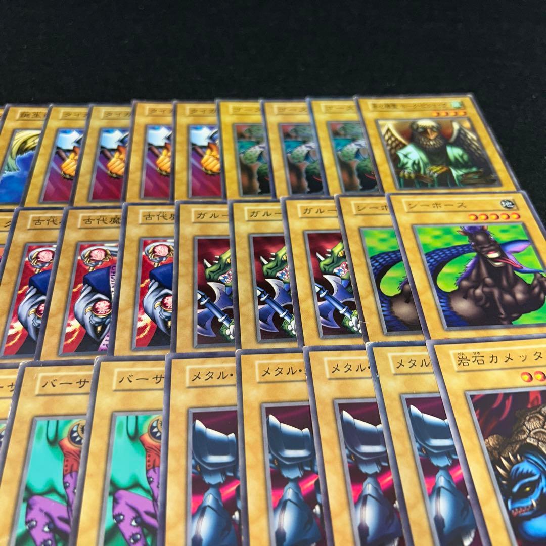 遊戯王No.A9970 初期 booster 大量　まとめ売り　傷あり特価70枚