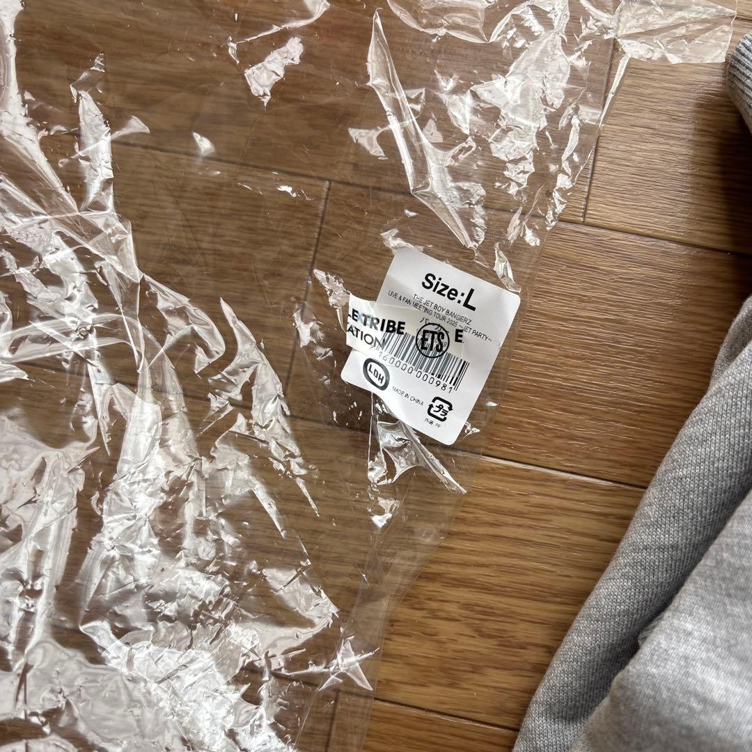 TJBB パーカー　Lサイズ