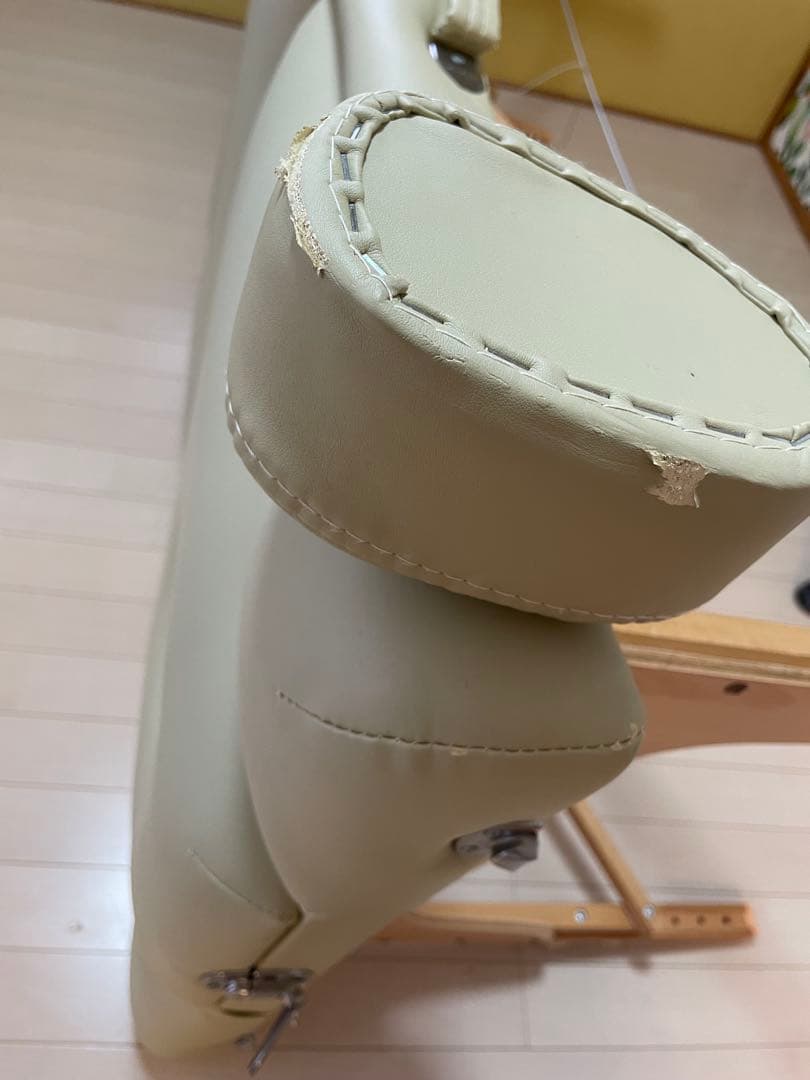 低反発折りたたみベッド　整体エステマッサージベッド 施術台　幅70cm