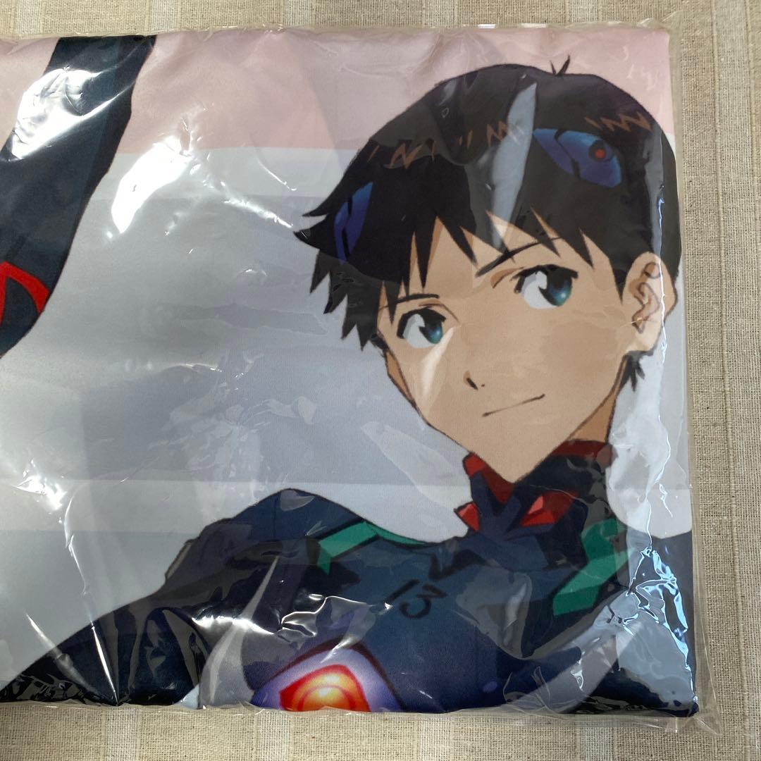 匿名配送 エヴァンゲリオンストア 大判マルチクロス ラジオ 缶バッジ 3点セット