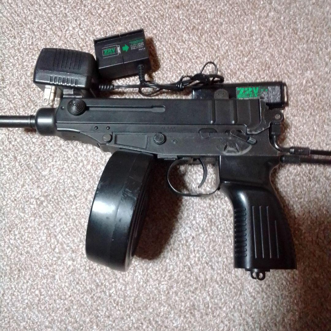 東京マルイ　電動ガン　Vz61 スコーピオン