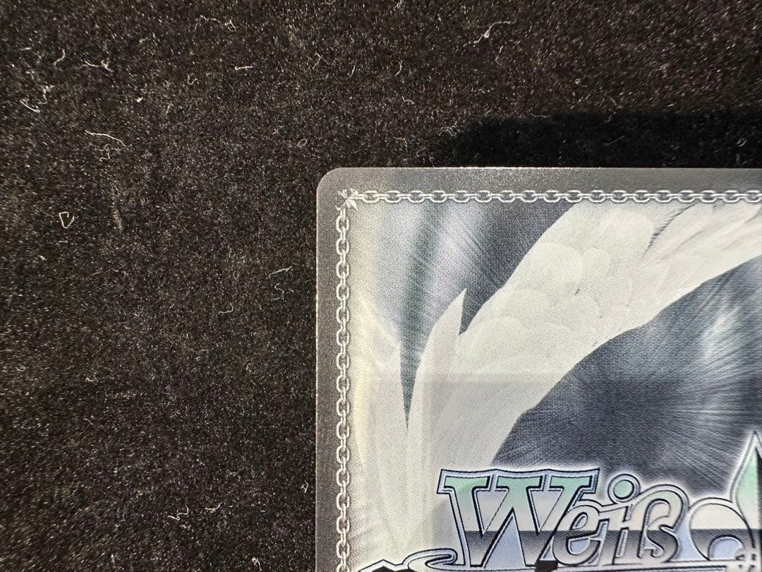 紅蓮:ブラックシャドウ SEC+ 勝利の女神:NIKKE サインカード