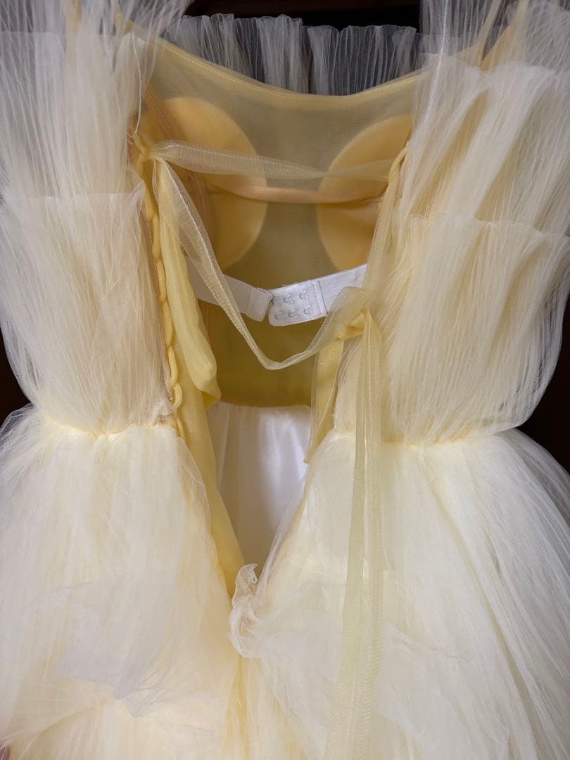 イエロー ウェディングドレス　お色直し