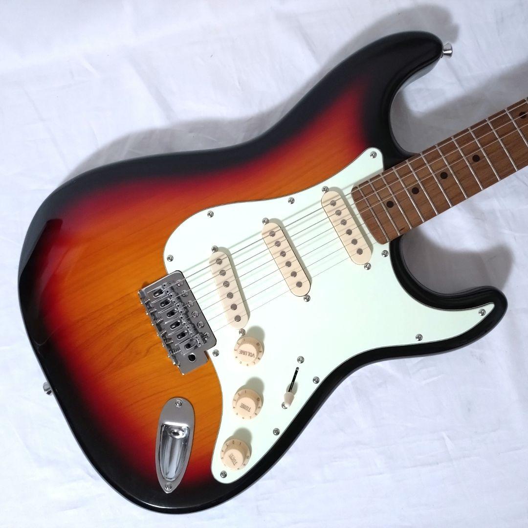 美品　Bacchus　バッカス　BST-1-RSM/M　ストラトキャスタータイプ