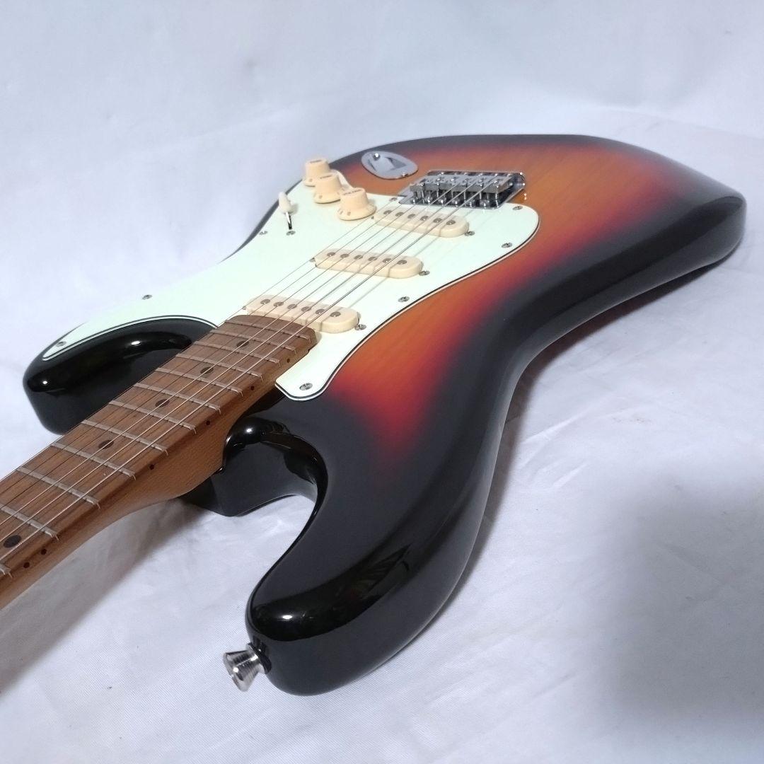 美品　Bacchus　バッカス　BST-1-RSM/M　ストラトキャスタータイプ
