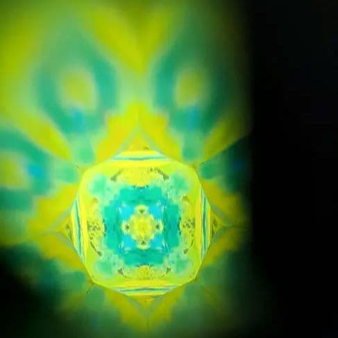 MIKIOさん　オイル万華鏡