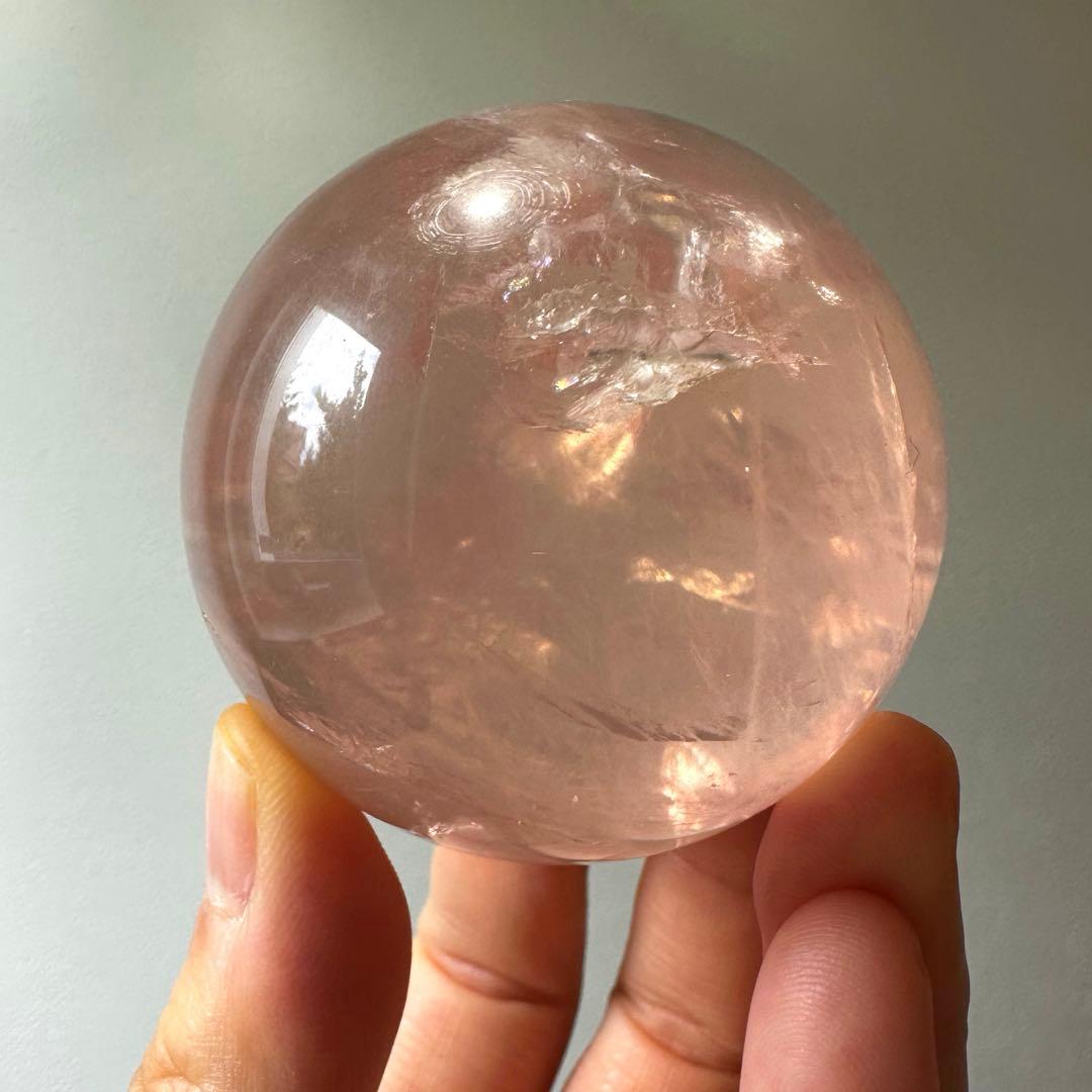 ジェムローズクォーツ　高品質　5.4㎝　スフィア　透明度　ゼリー感　サーモンピン