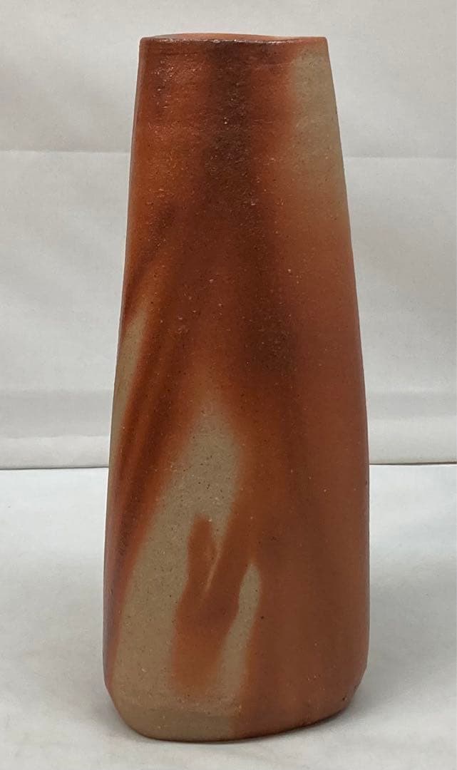 B117b  山本雄一造「備前　三方花入」共布共箱　山本陶秀の長男　緋襷　岡山