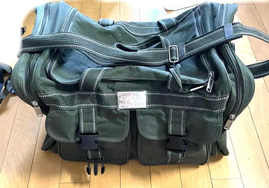 ハローキティ　バック　HELLO KITTY