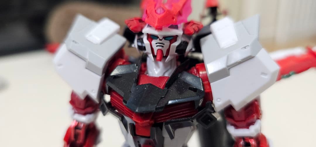 MGサイズ　アストレイレッドフレーム　フライトユニット　海外製　プラモデル