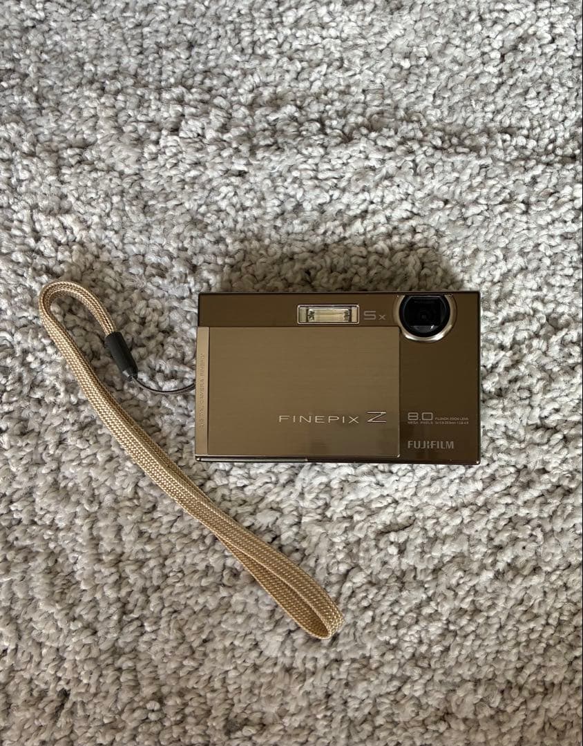 Fujifilm FinePix Z100 コンパクトデジタルカメラ