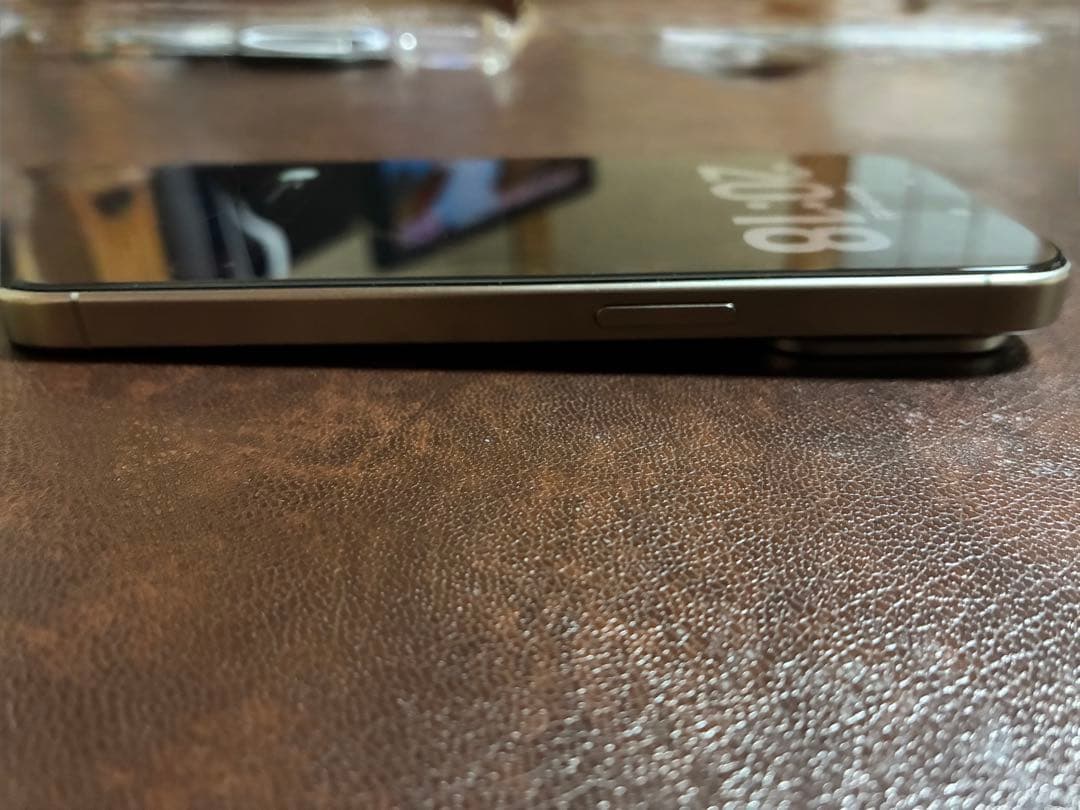 超美品SIMフリー iPhone 15Pro ナチュラルチタニウム 256GB