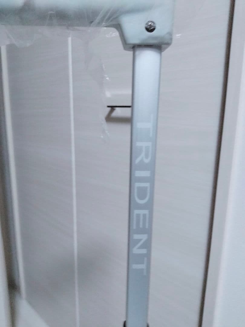 シルバー アルミニウム製 キャリーケーススーツケース機内持込対応