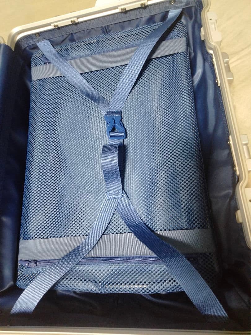 シルバー アルミニウム製 キャリーケーススーツケース機内持込対応