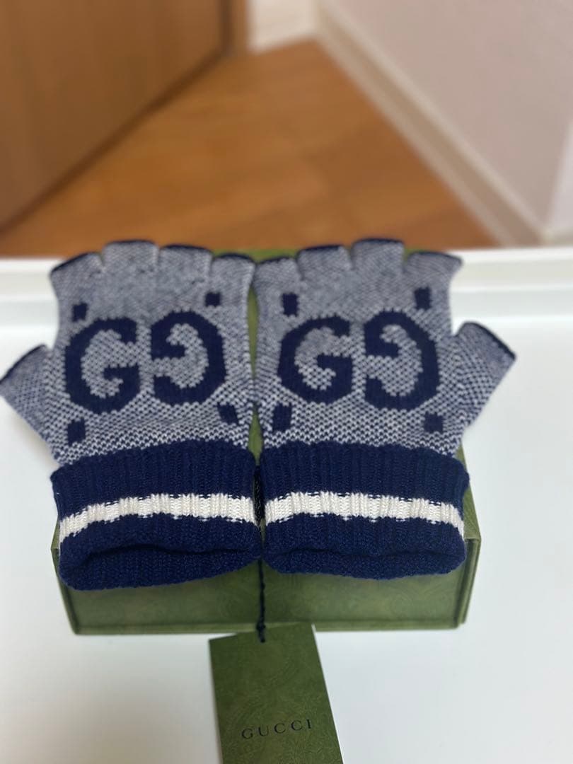 新品GUCCI カシミア フィンガーレス手袋　ネイビー　Mサイズ