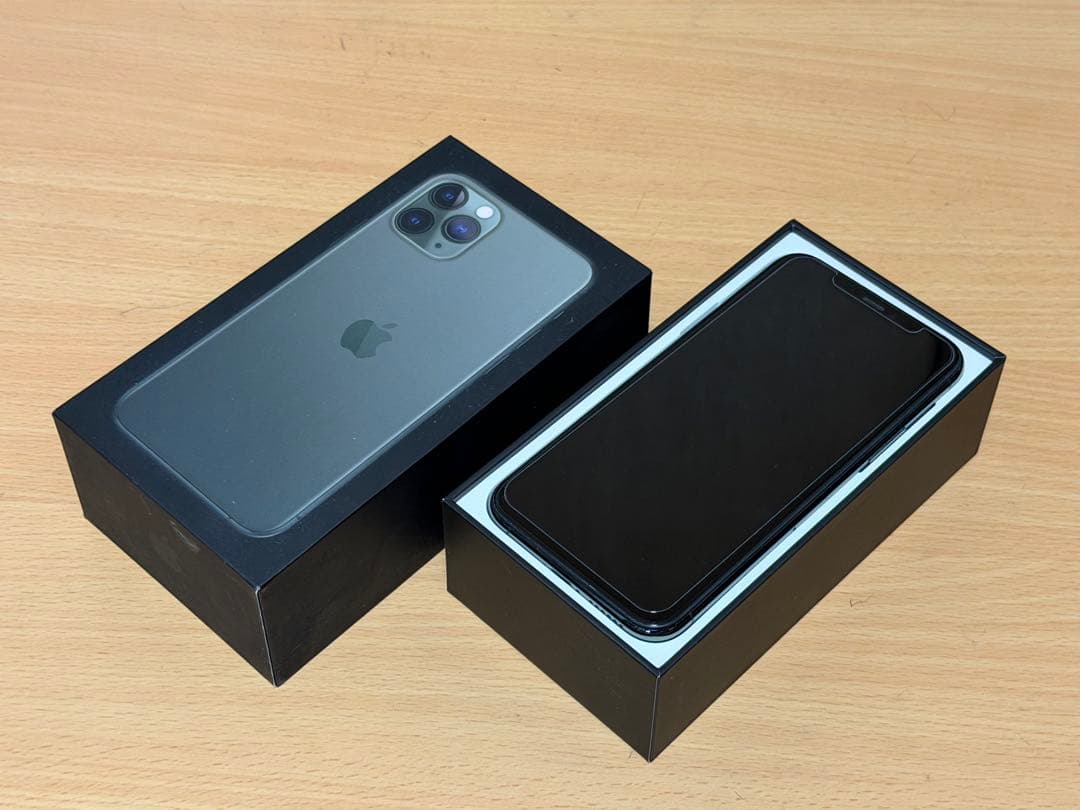 中古美品/iPhone11Pro256GB/純正バッテリ-100% /グリーン