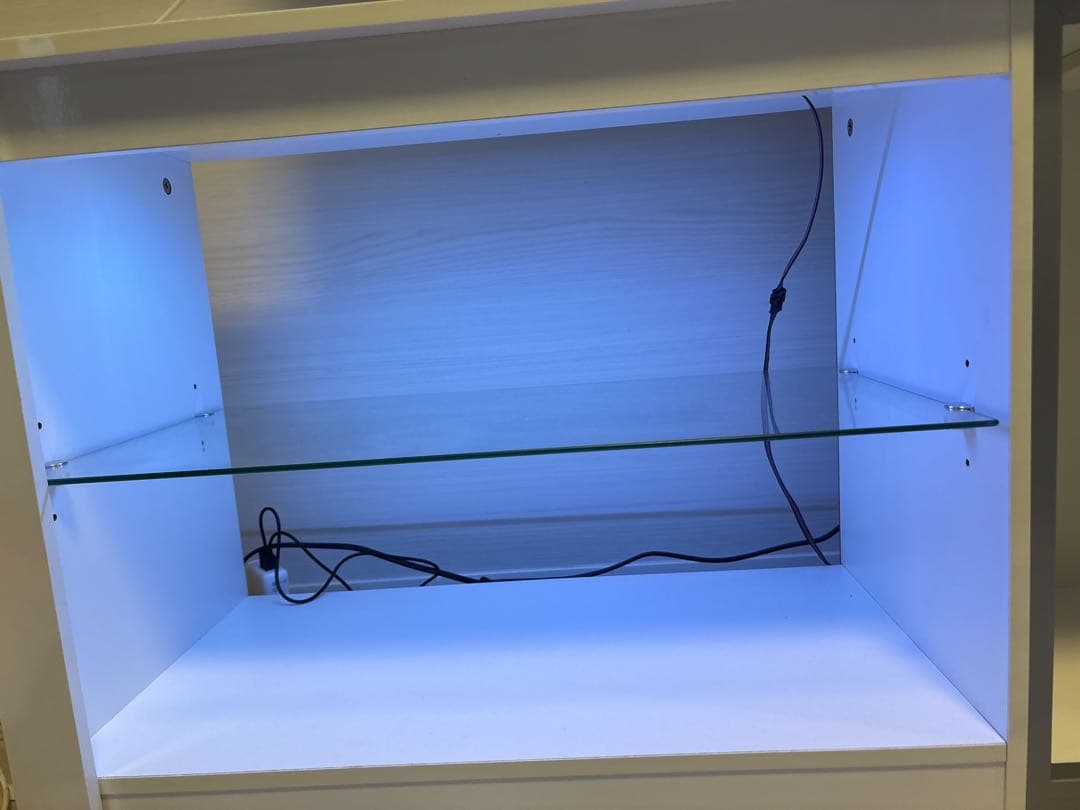 ホワイトテレビ台 LED照明付き 鏡面