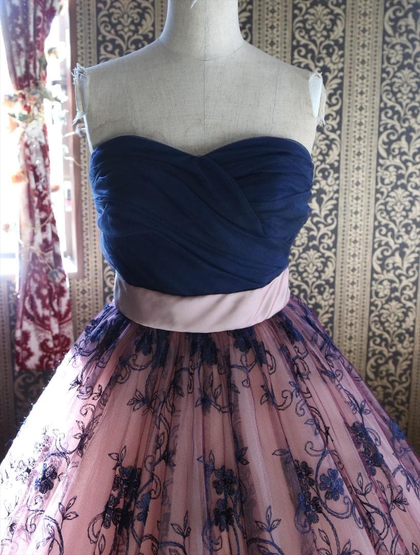 569グレースコンチネンタル高級ウエディングドレス7号9号11号紺カラードレス