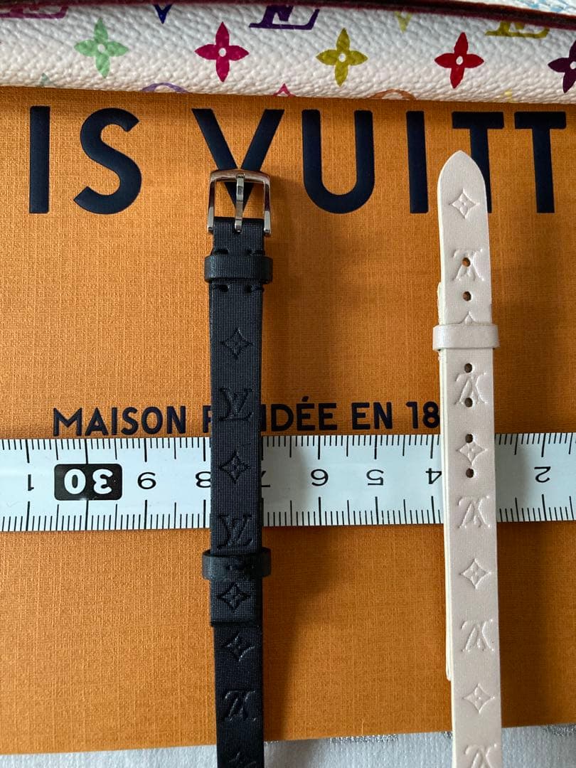 ⭐️未使用❗️ルイ・ヴィトン 腕時計ビジュの レザーサテンベルト 2本セット❗️正規品