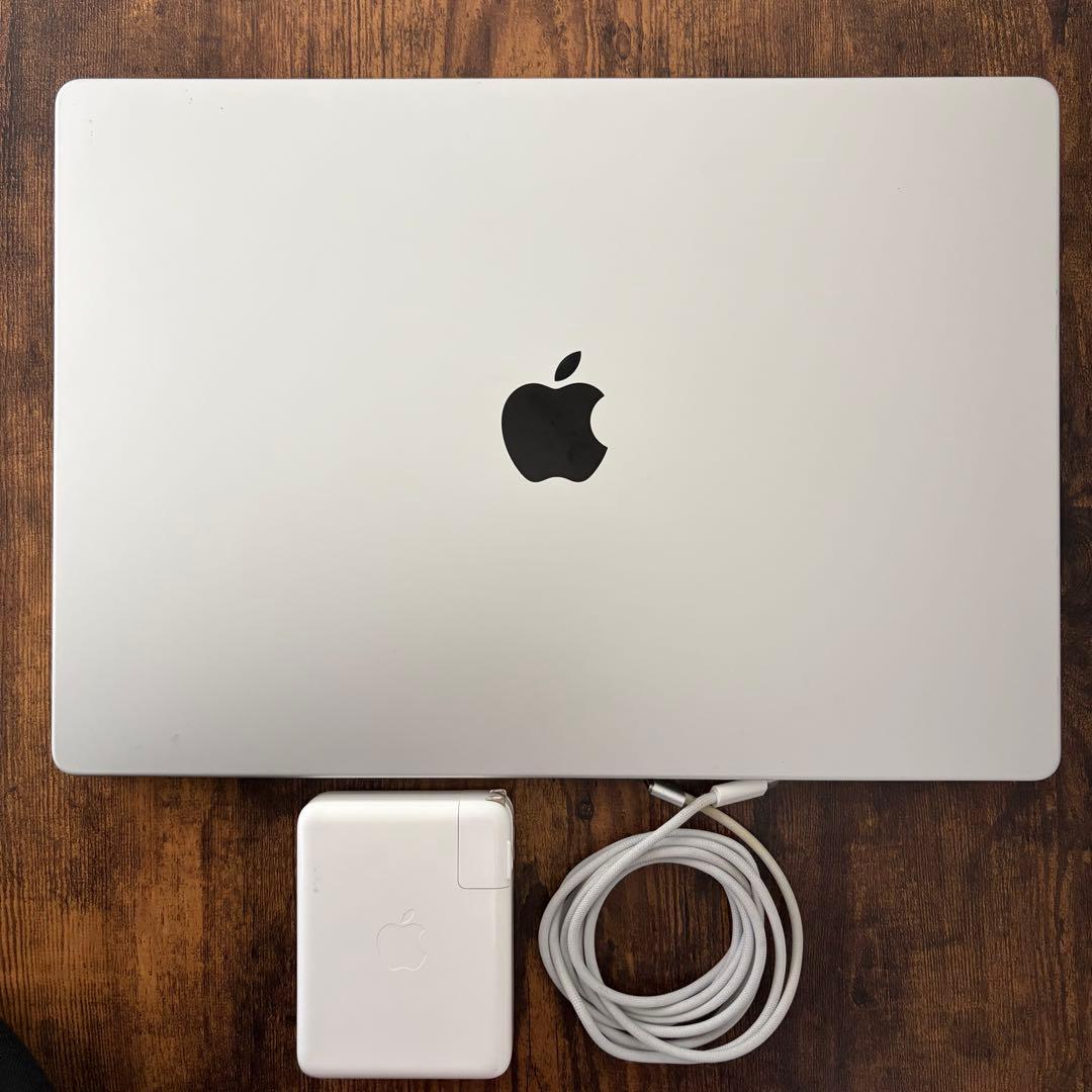 MacBook Pro 16インチ M1 Max 64/SSD2TB