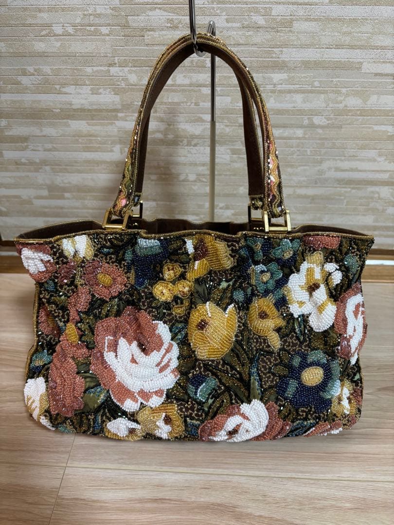美品　LUMY はしもと　ビーズ刺繍　ビーズバッグ　皇室御用達　貴重　フリル