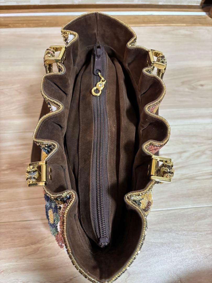 美品　LUMY はしもと　ビーズ刺繍　ビーズバッグ　皇室御用達　貴重　フリル