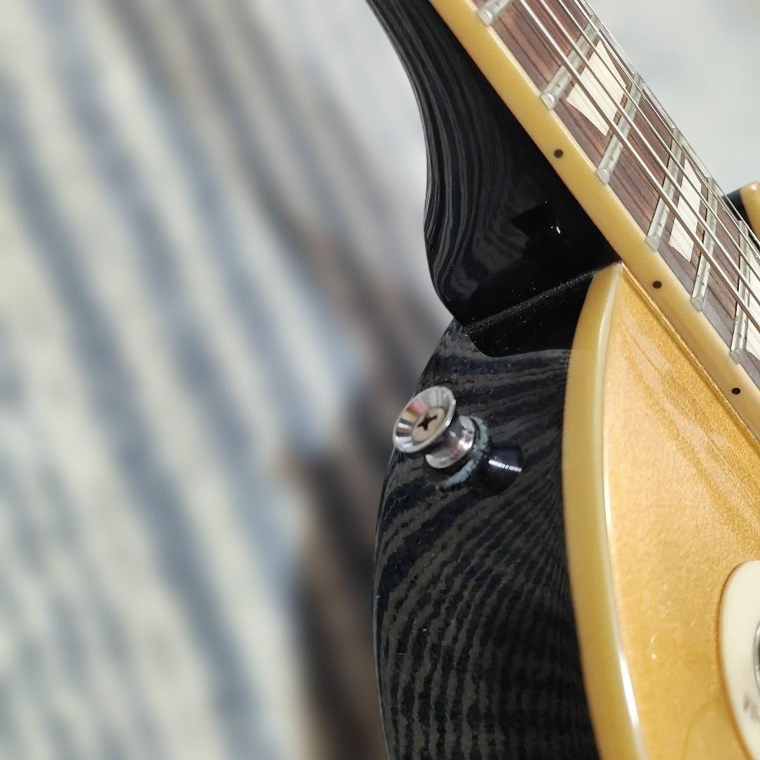 美品　フォトジェニック　レスポールスタイル エレキギター ゴールド