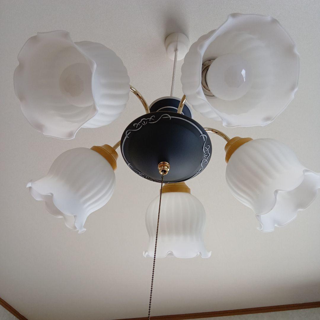 KOIZUMI アンティーク フリルガラスシェード シャンデリア 5灯 コイズミ