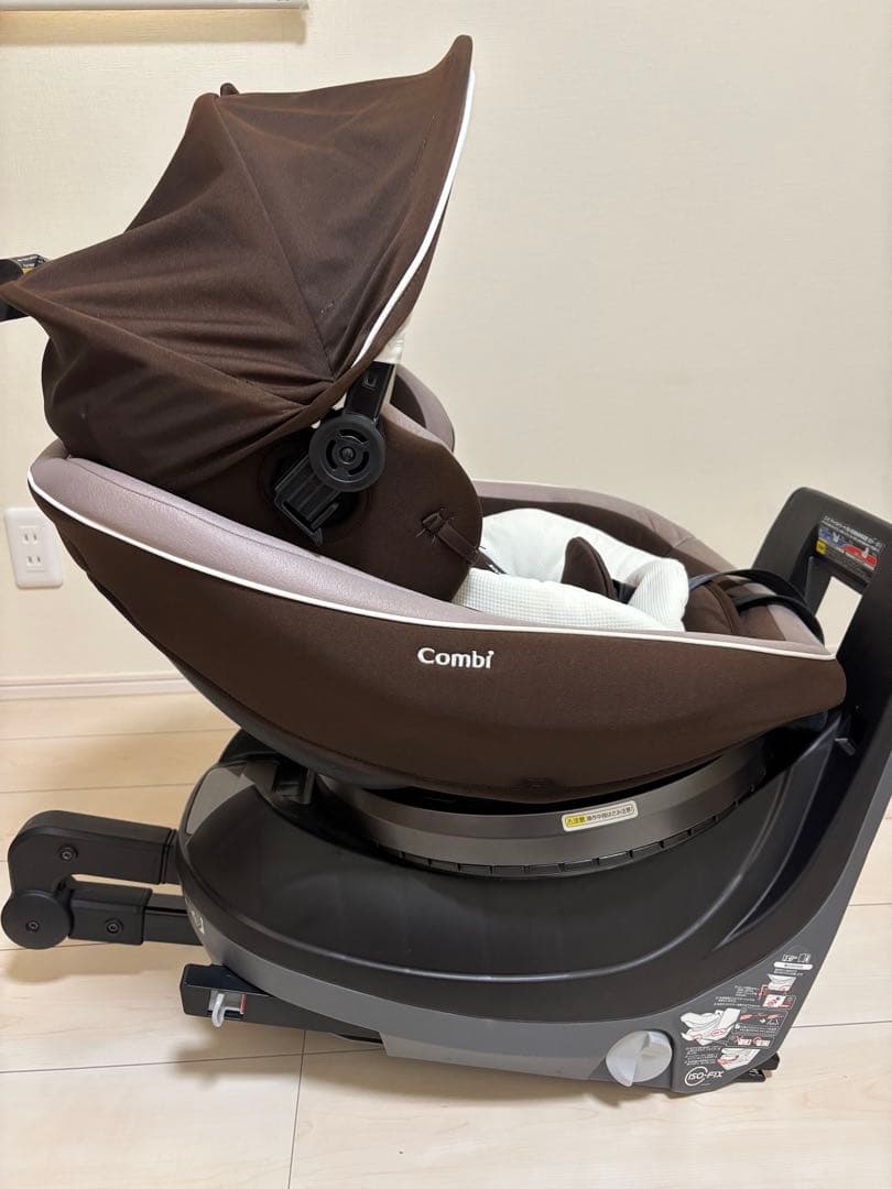 Combi クルムーヴ スマートISOFIX対応 回転式 チャイルドシート