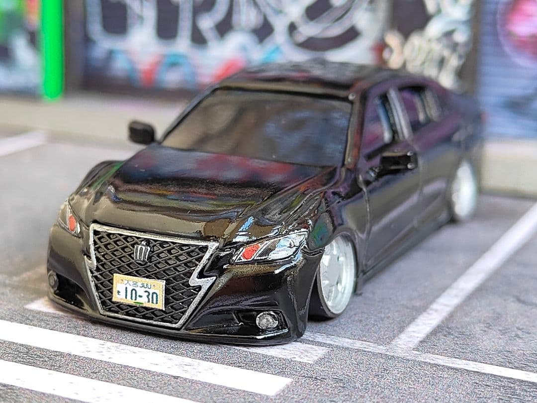 トミカ改造 トヨタ 21クラウン VIP仕様 全塗装 深リム ホットウィール