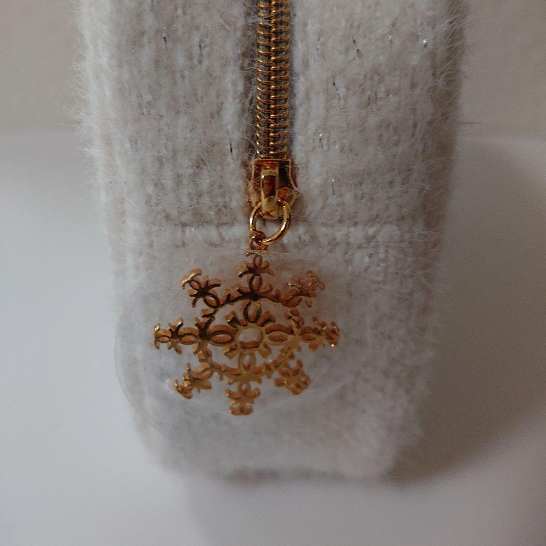 「新品未使用」CHANELシャネルエッセンシャルケアセット「雪の結晶」ポーチ付き