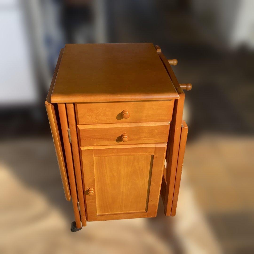 新たに傷入りました！CD 折りたたみデスク&チェア　収納付き　キャスター