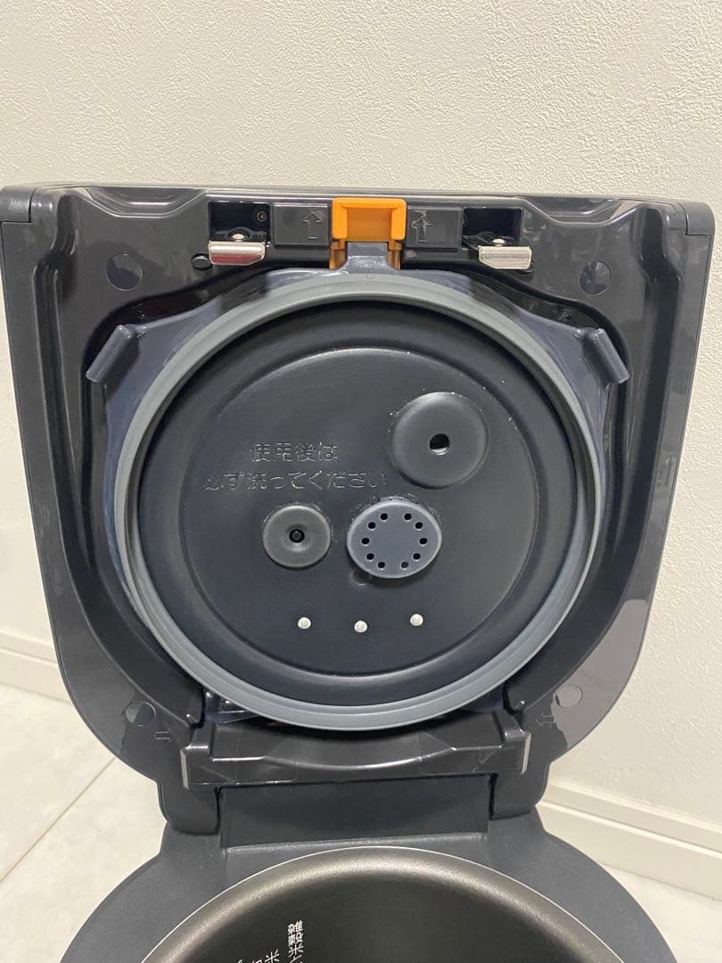 【美品】象印 極め炊き 圧力IH炊飯ジャー NW-YA10