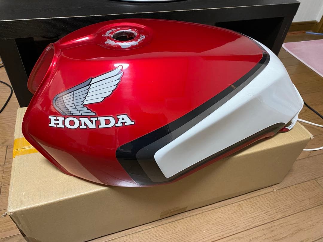 HONDA CBX 400f/550f タンク 赤/白