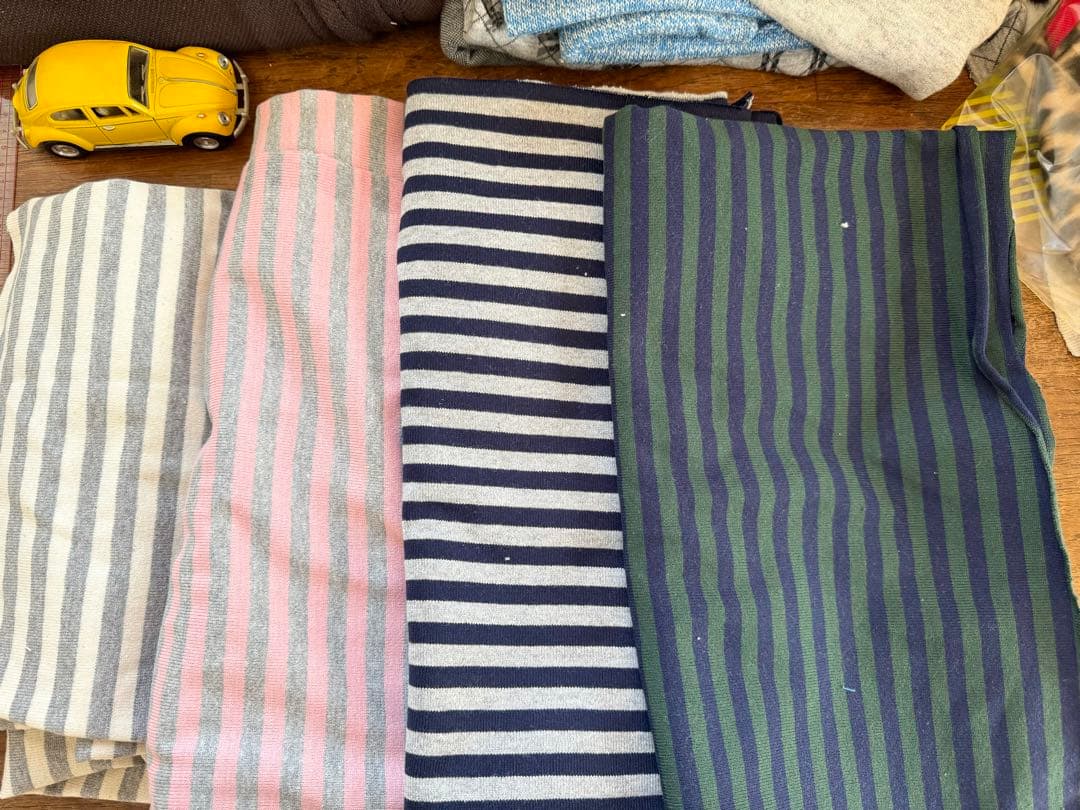 赤のロンパース② イタグレ服　犬服　ハンドメイド