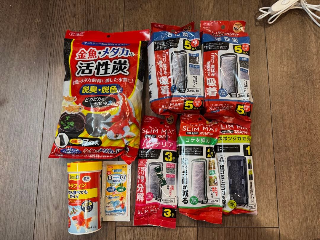 中型ガラス水槽とGEXフィルター・エアポンプセット