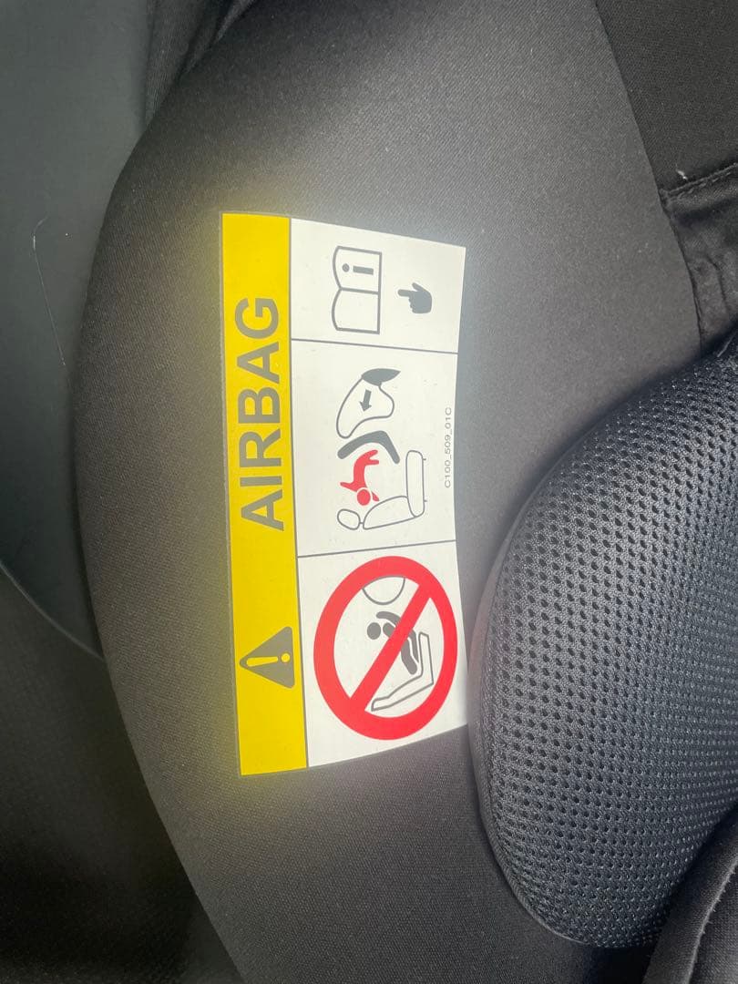 サイベックスチャイルドシート　cloud Ti-size base T