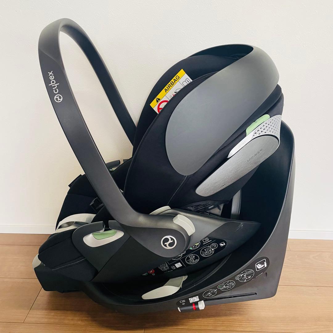 サイベックスチャイルドシート　cloud Ti-size base T