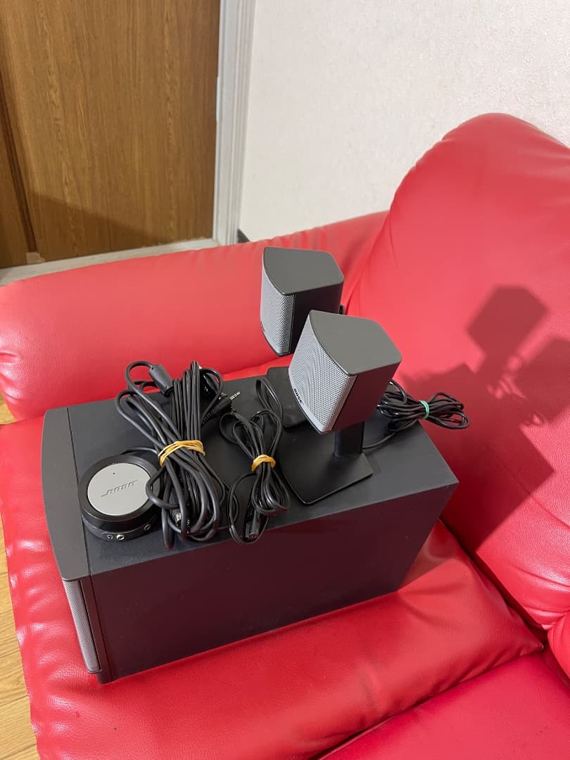 Bose companion 3 seẻies ii