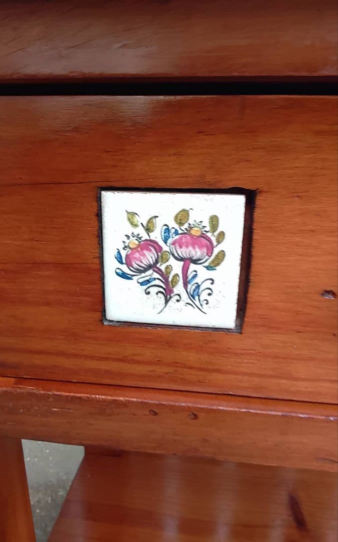 咲桜商品です。スペイン製　サイドチェスト