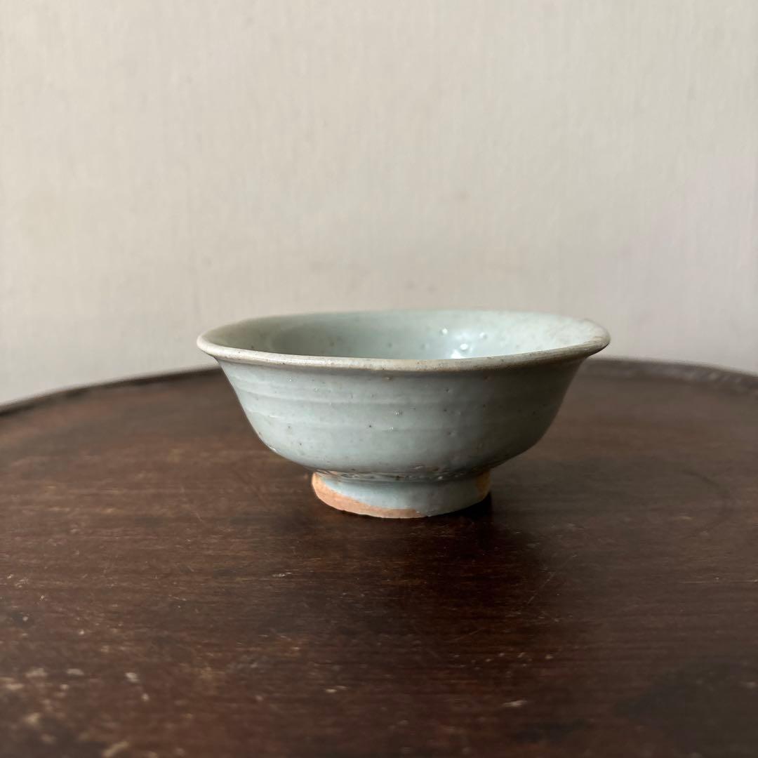 李朝初期堅手　白磁　盃　ぐい呑み　アンティーク.古美術.骨董.韓国骨董.酒器.