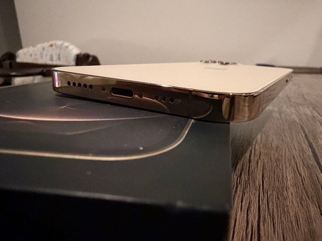 Apple iPhone 12 Pro SIMフリー　箱あり