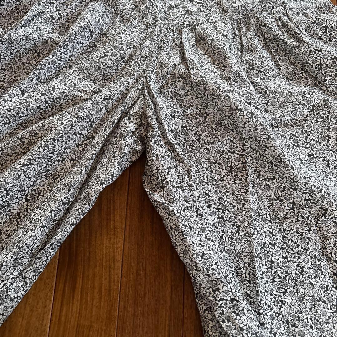 nest Robe リネンブラックフラワープリントギャザーパンツ