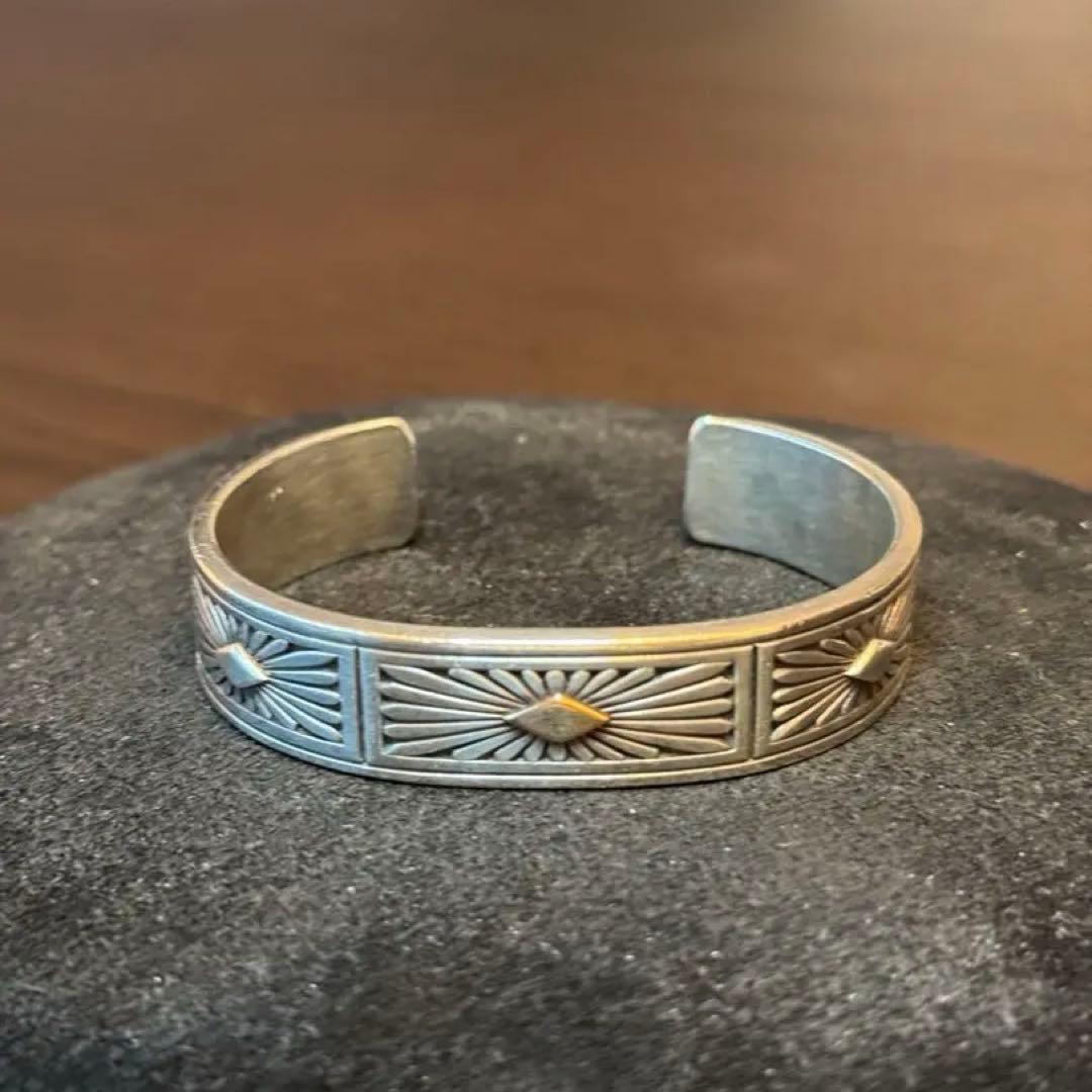 14金ハワードネルソン　サンバーストバングル