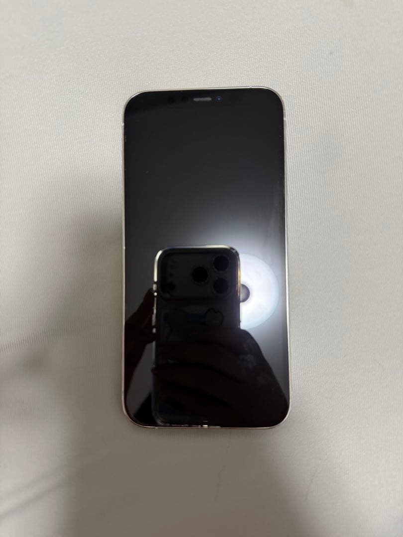 携帯電話本体 Apple iPhone 12Pro silver 128GB
