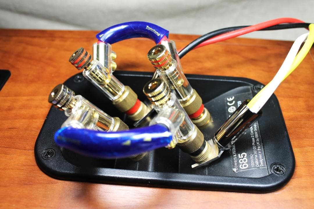 Zonotone 7NSP-Neo Grandio 07Hi　ジャンパーケーブル