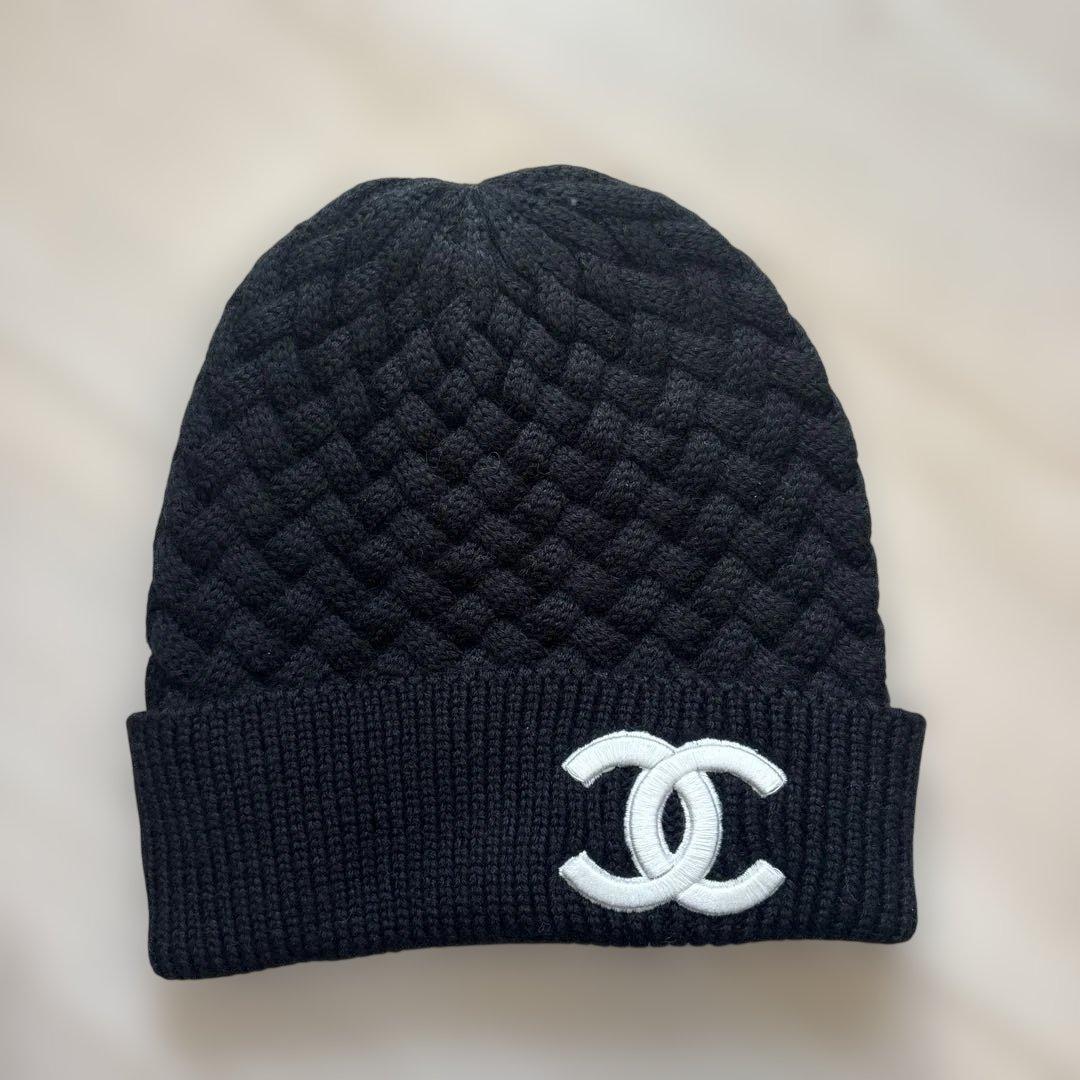 CHANEL キルティングニット帽