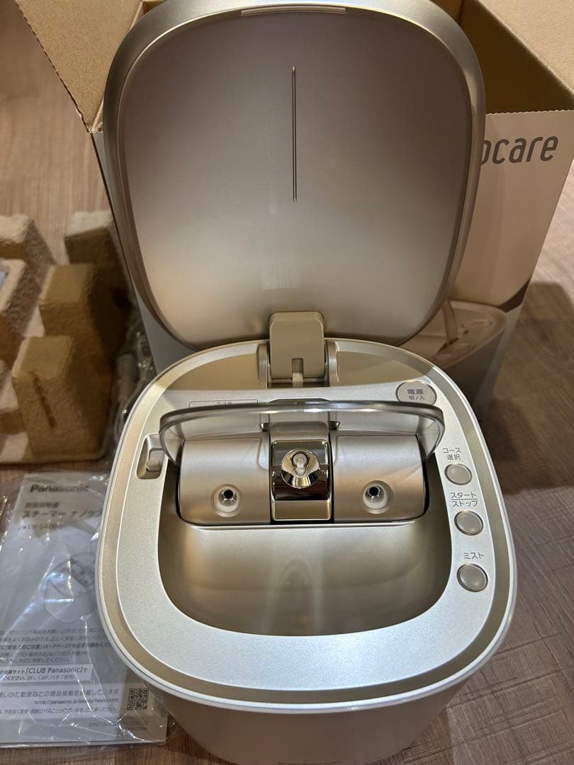 新品　未使用　パナソニック　スチーマー　ナノケア　Panasonic