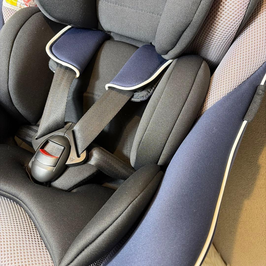 【極美品】Joie ジョイー アーク 360° チャイルドシート　ネイビー