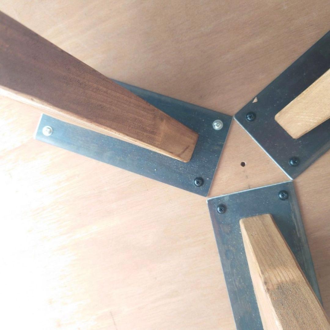 使用期間3ヶ月！ラウンドテーブル　 ホワイト系 ライトグレー　円形｜丸テーブル